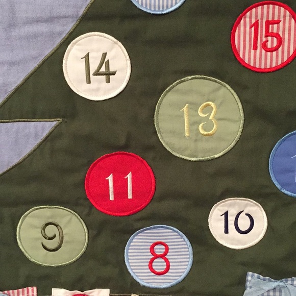 Pottery Barn blue chambray wall hanging Christmas countdown advent calendar - Picture 10 of 16